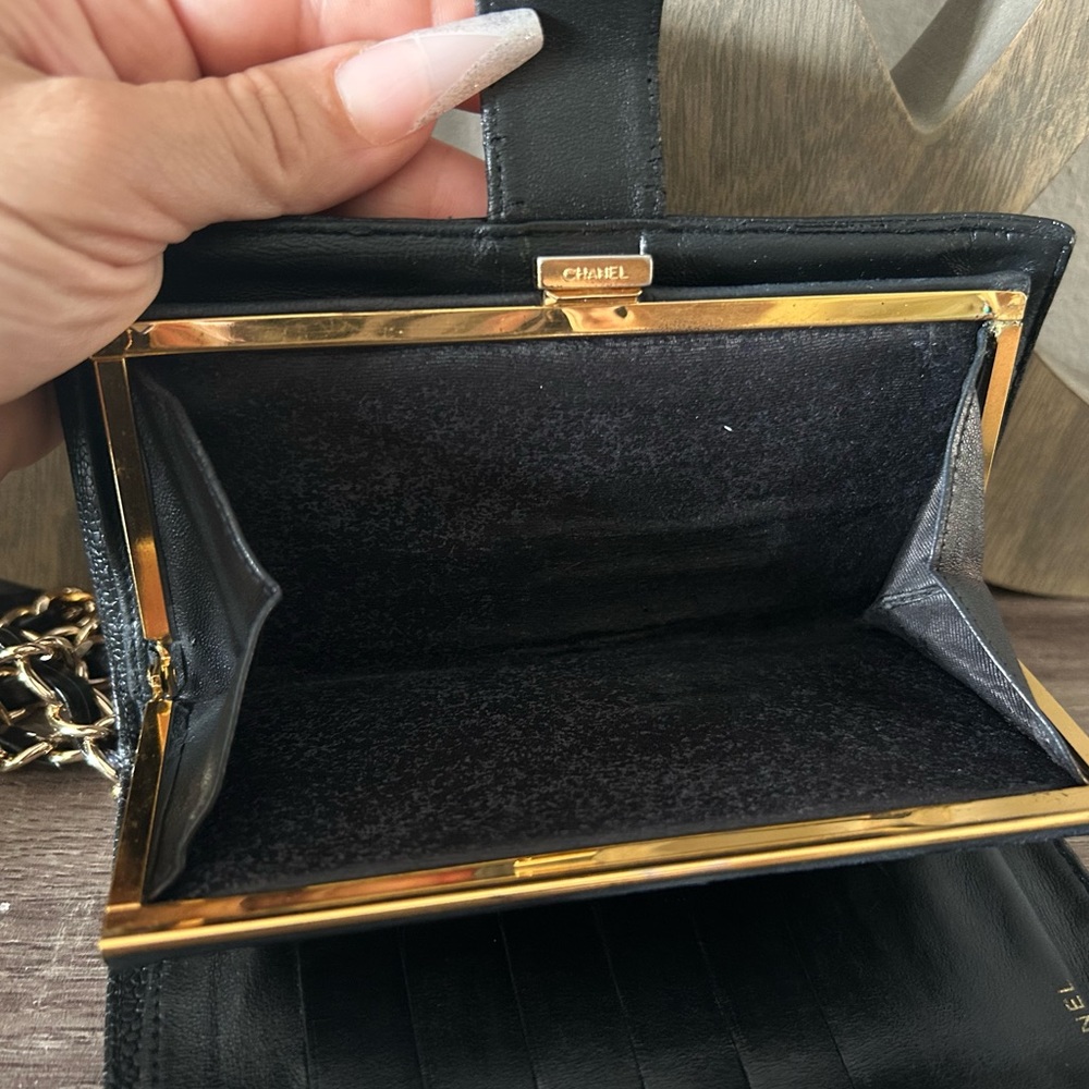 ⚜️🖤Vintage Chanel Timeless Clutch Wallet Crossbody Chain 2way wristlet - Picture 15 of 16